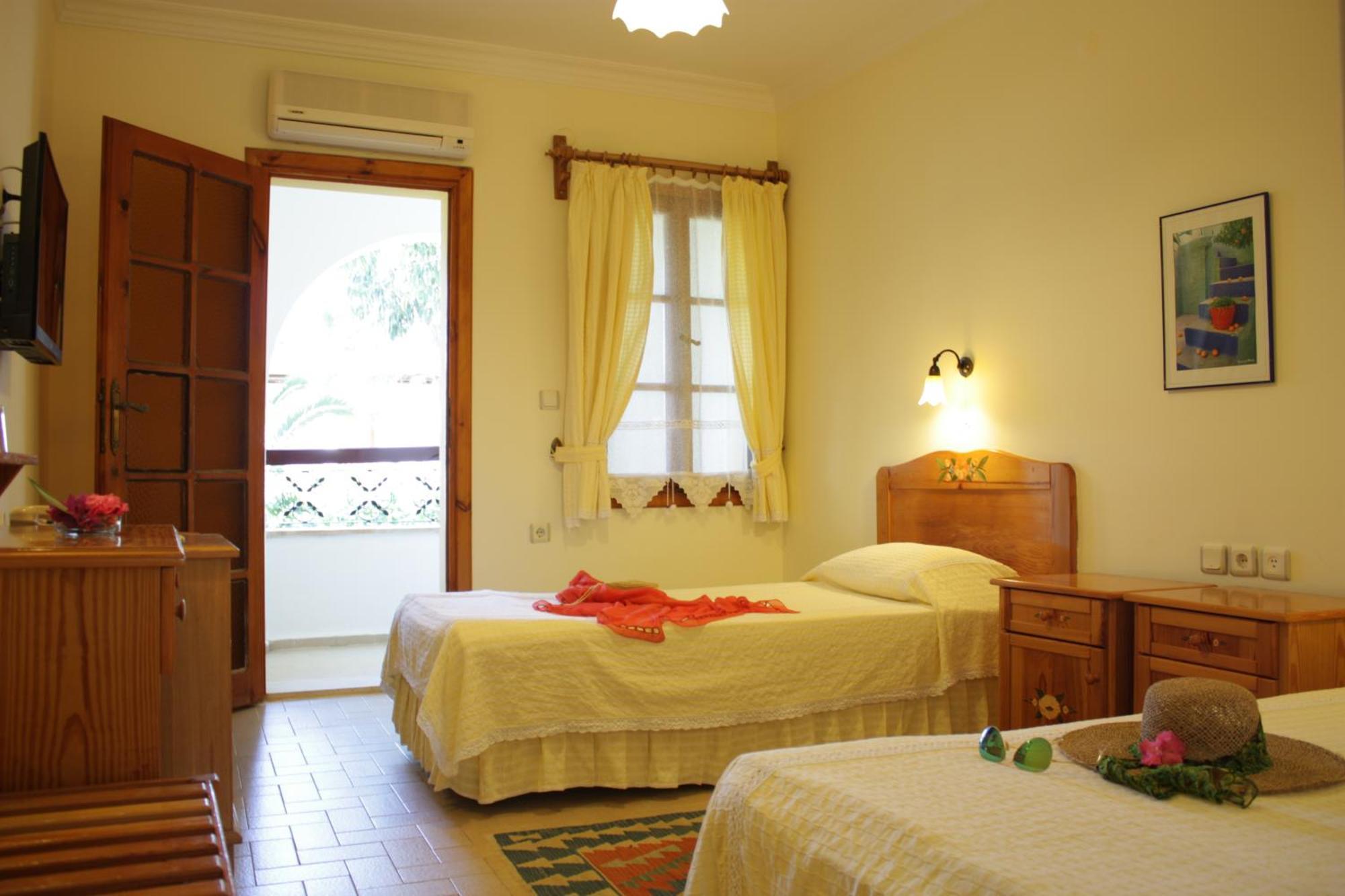 Toloman Hotel Bitez Beach Room photo